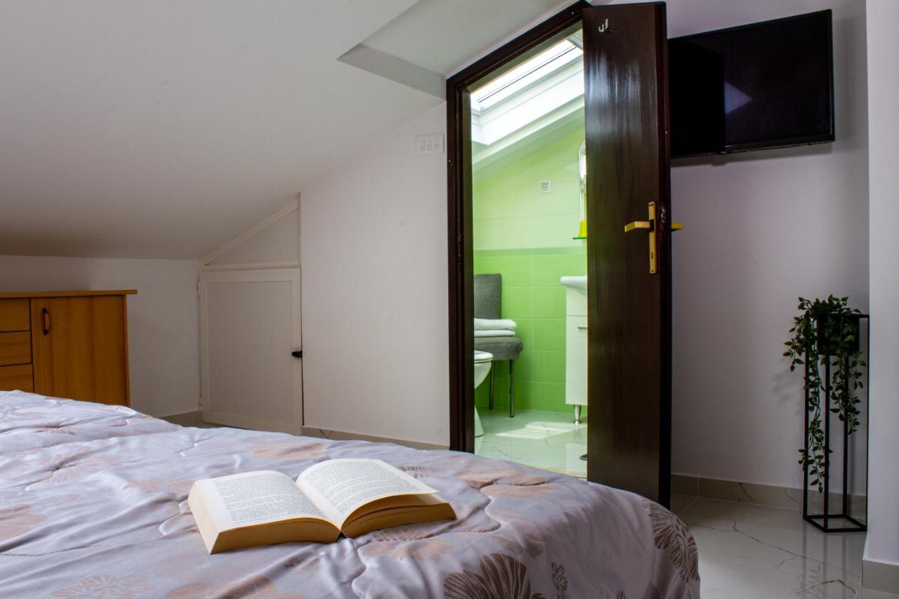 Apartament Nega 1 *